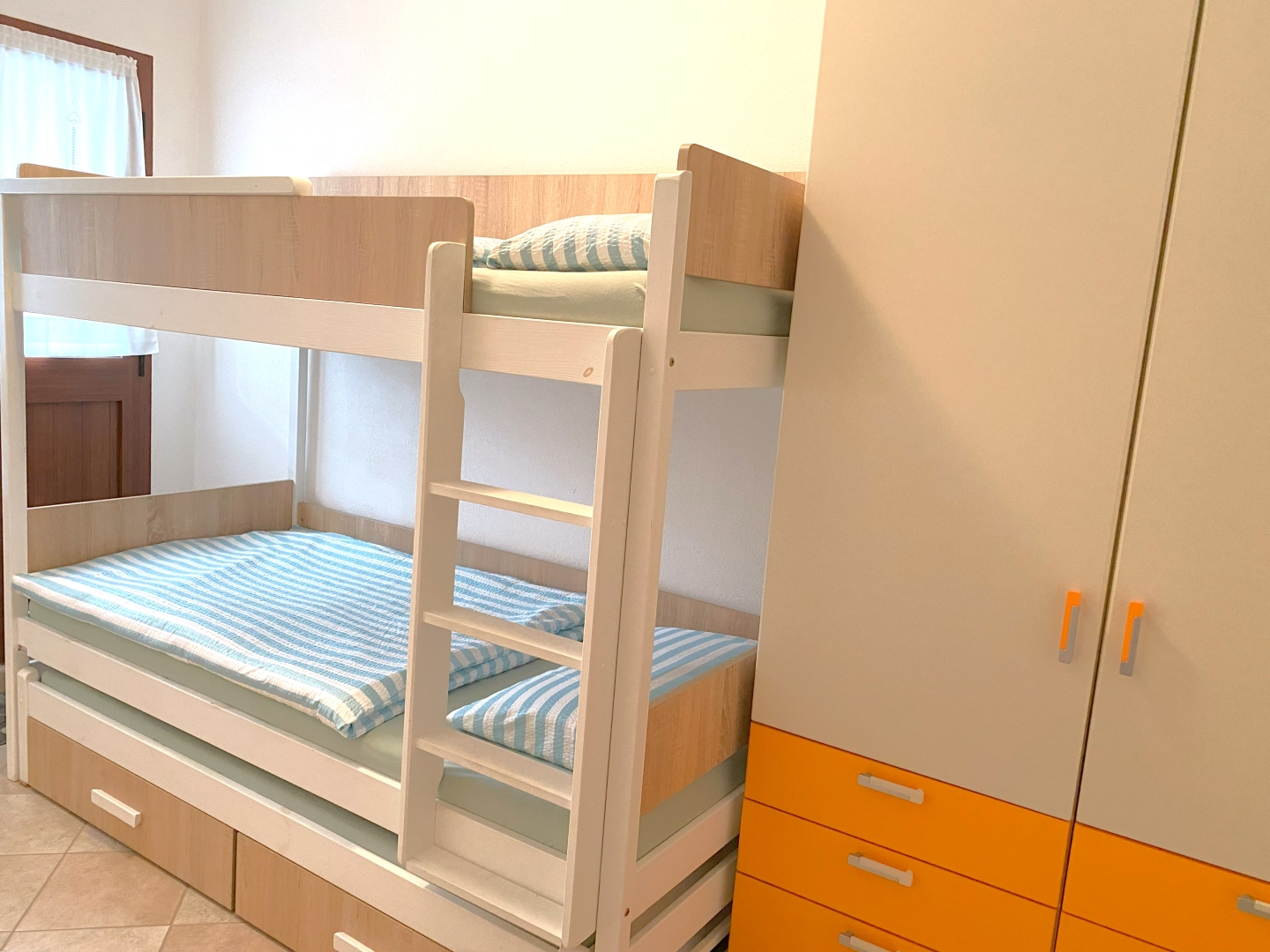 Apartmán IVORA, patrová postel